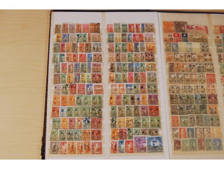 1878/1949, ungebrauchte und gestempelte Partie mit Gebieten im Einsteckbuch