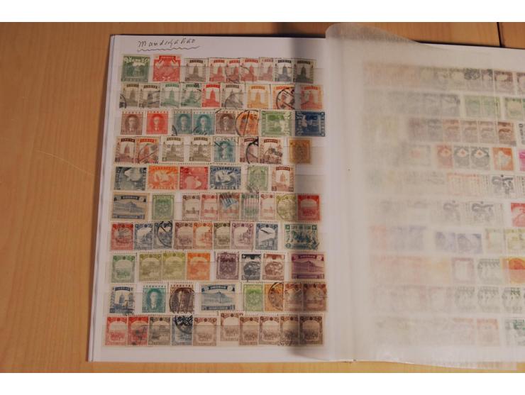 1949/99, postfrischer, ungebrauchter und gestempelter Posten mit etwas Gebieten, Markenheftchen, Belegen und Beilagen