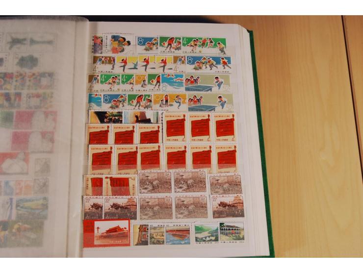 1949/99, postfrischer, ungebrauchter und gestempelter Posten mit etwas Gebieten, Markenheftchen, Belegen und Beilagen