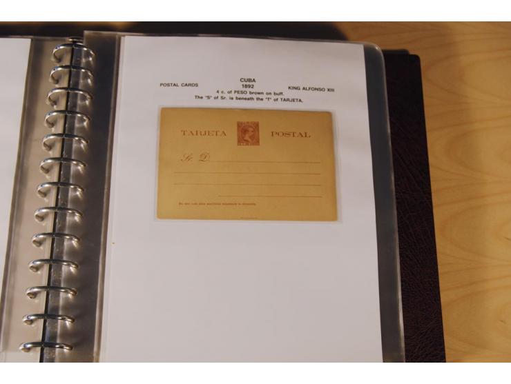 1878/98, spezialisierte Sammlung von ca. 150 ungebrauchten und 23 gebrauchten Ganzsachenkarten in 3 Alben, dabei interessante