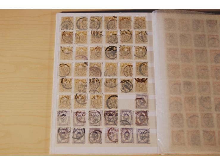1874/1945, gestempelte Doubletten in 2 kleinen Einsteckbüchern (Mi. nach Angabe des Einlieferers ca. 3.500,-)