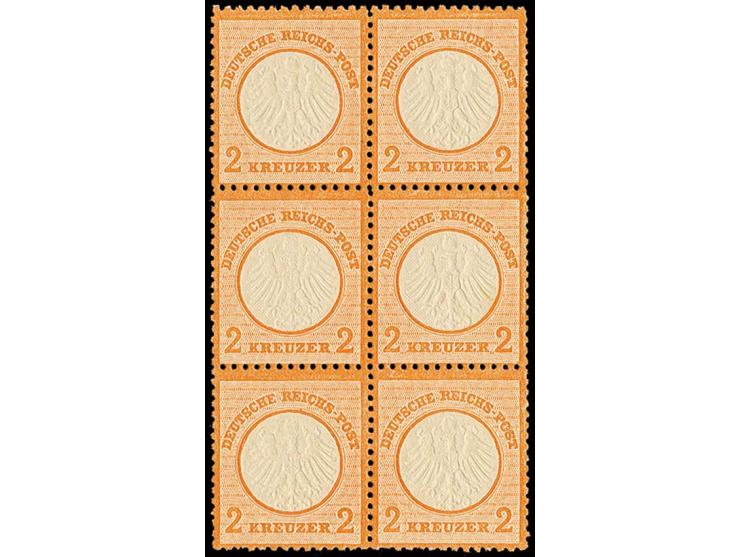 2 Kr. orange im senkrechten 6er-Block, farbfrisch und deutlich geprägt, postfrisch, zwei Werte kleine Gummibräune, sonst sehr