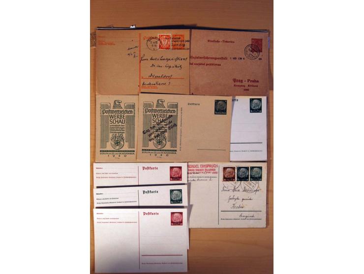 DEUTSCHE NEBENGEBIETE: 1920-45, kleine Sammlung mit Saar, Danzig, Abstimmungsgebiete und Besetzung I./II. WK, meist ungebrauc