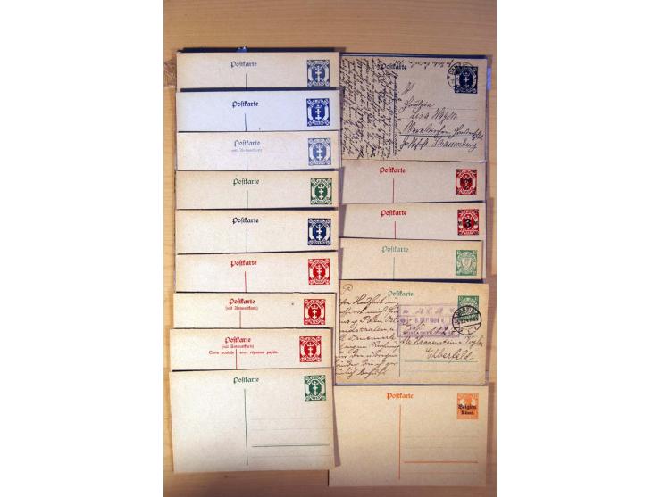 DEUTSCHE NEBENGEBIETE: 1920-45, kleine Sammlung mit Saar, Danzig, Abstimmungsgebiete und Besetzung I./II. WK, meist ungebrauc