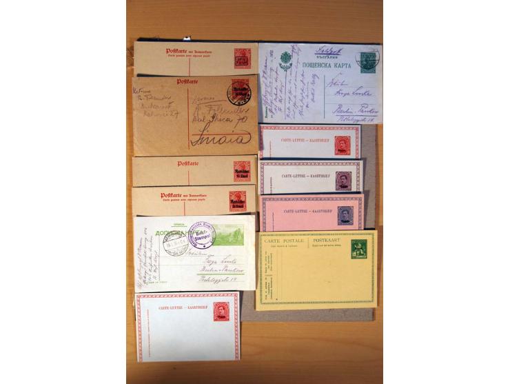 DEUTSCHE NEBENGEBIETE: 1920-45, kleine Sammlung mit Saar, Danzig, Abstimmungsgebiete und Besetzung I./II. WK, meist ungebrauc