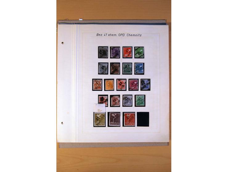BEZIRKSHANDSTEMPEL: Interessante Sammlung auf selbstgestalteten Albenblättern in 2 Alben, dabei viele Besonderheiten, Briefe 