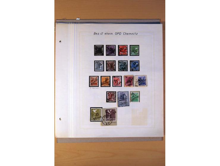 BEZIRKSHANDSTEMPEL: Interessante Sammlung auf selbstgestalteten Albenblättern in 2 Alben, dabei viele Besonderheiten, Briefe 