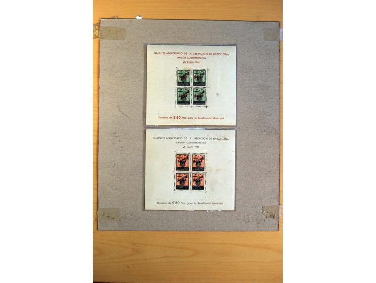 1941/45 Christmas, 5 c. in different colours, each with overprint "NAVIDAD" and date as single stamps and miniature sheets, m