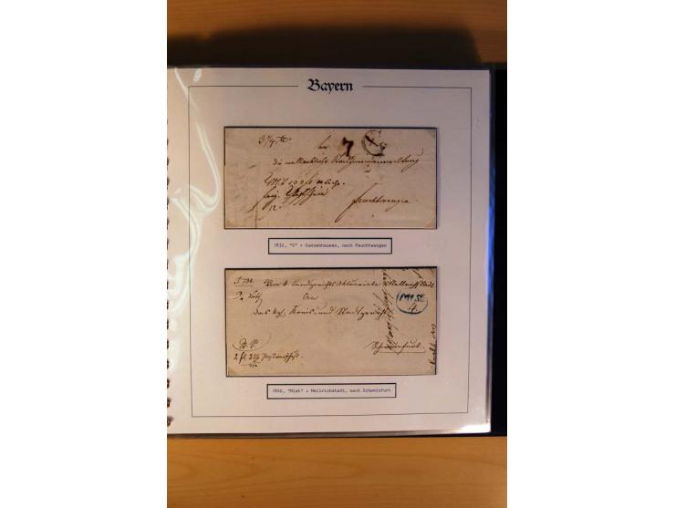 1569/1840 (ca.), fünfbändige postgeschichtliche Sammlung mit vielen seltenen Belegen, dabei gute 'adelige' Stempel wie z. B. 