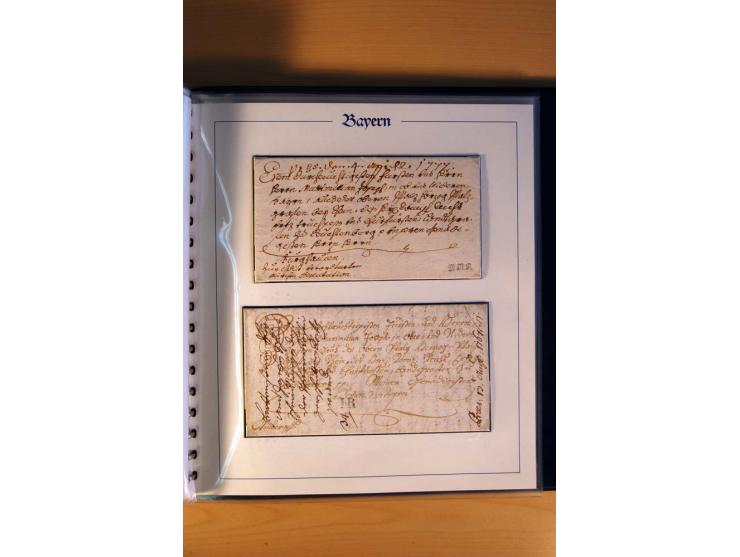 1569/1840 (ca.), fünfbändige postgeschichtliche Sammlung mit vielen seltenen Belegen, dabei gute 'adelige' Stempel wie z. B. 