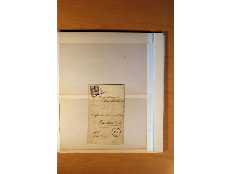 1849/70 (ca.), Sammlungsbestand von einigen losen Marken und Briefstücken (u. a. Probedruck der Nr. 1 mit entferntem Seidenfa