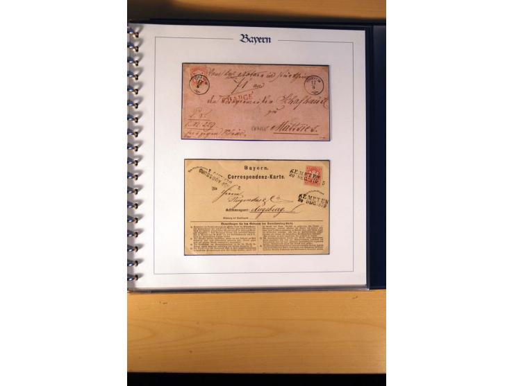 1870/75, zweibändige Spezialsammlung der gezähnten Wappenausgaben in Kreuzerwährung, gestempelt und überwiegend auf Briefen g