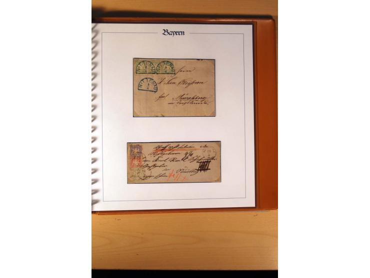 1870/75, zweibändige Spezialsammlung der gezähnten Wappenausgaben in Kreuzerwährung, gestempelt und überwiegend auf Briefen g
