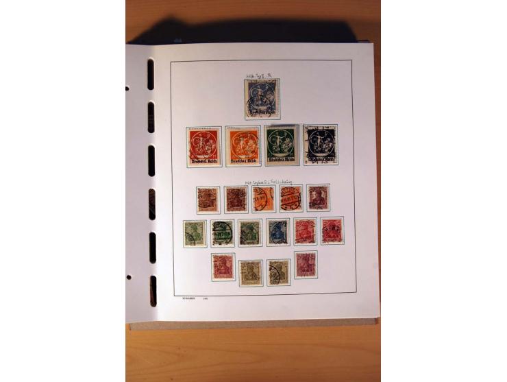 1872/1945, gestempelte Sammlung mit einigen ungebrauchten, bis auf wenige Werte kpl. incl. Dienst mit teils besseren Farben, 
