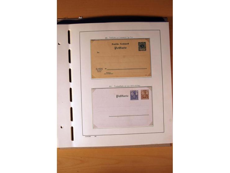 1872/1923, ungebrauchte Sammlung mit einigen postfrischen incl. Dienst, dazu etliche Ganzsachen, Brustschilde teils kein Orig