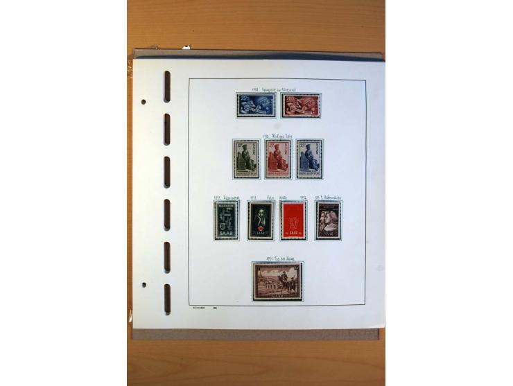 1920/59, ungebrauchte und bis auf Mi.-Nr. 18-31, 128-34 und wenige weitere kpl. Sammlung incl. Dienst