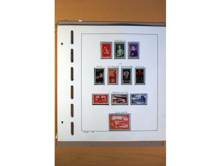 1920/59, ungebrauchte und bis auf Mi.-Nr. 18-31, 128-34 und wenige weitere kpl. Sammlung incl. Dienst