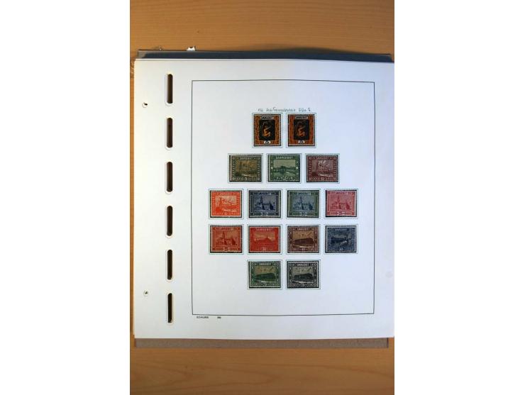 1920/59, ungebrauchte und bis auf Mi.-Nr. 18-31, 128-34 und wenige weitere kpl. Sammlung incl. Dienst