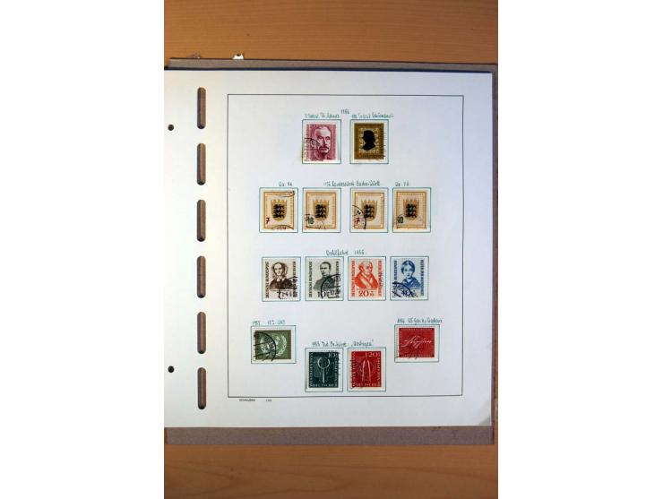 1945/80, ungebrauchter, postfrischer und gestempelter Posten mit Sammlungen Gemeinschaftsausgaben, Französische Zone, Bizone 