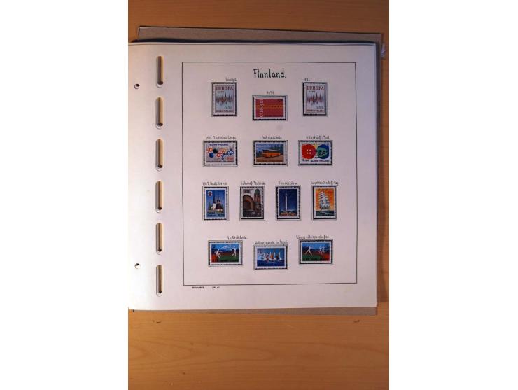 1856/1976, gestempelte kpl. Sammlung mit einer Vielzahl von Unternummern wie Zähnungen, Farben etc., dabei u.a. Mi.-Nr. 1I mi
