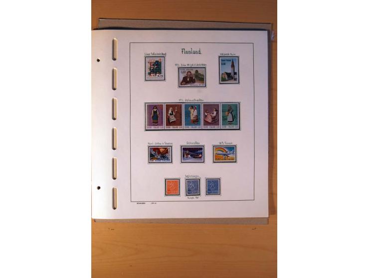 1856/1976, gestempelte kpl. Sammlung mit einer Vielzahl von Unternummern wie Zähnungen, Farben etc., dabei u.a. Mi.-Nr. 1I mi