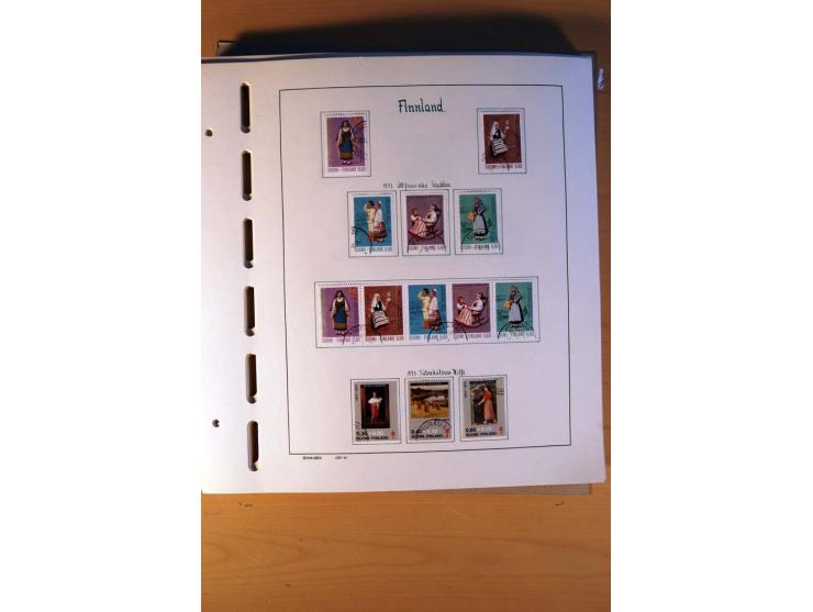 1856/1976, gestempelte kpl. Sammlung mit einer Vielzahl von Unternummern wie Zähnungen, Farben etc., dabei u.a. Mi.-Nr. 1I mi