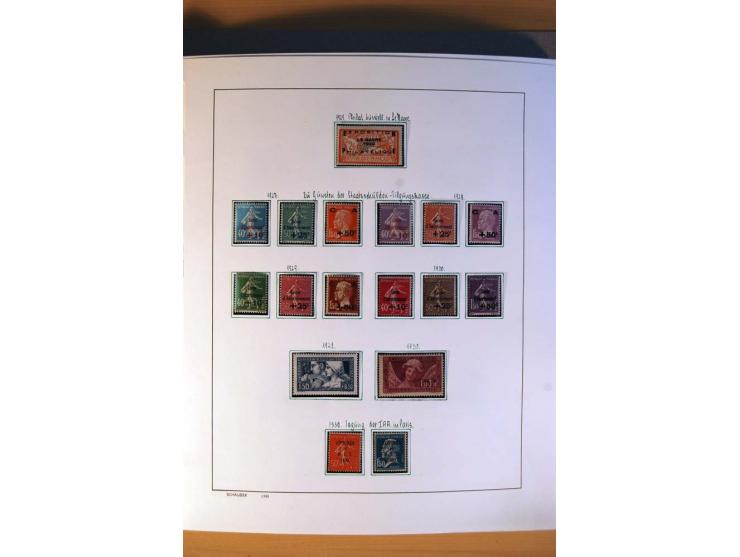 1900/75, ungebrauchte und postfrische Sammlung mit vielen besseren Werten, dabei Mi.-Nr. 96-100, 152, 220-21,  239, 241-42, 2