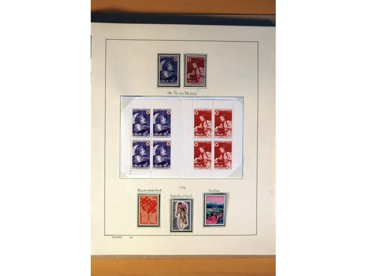 1900/75, ungebrauchte und postfrische Sammlung mit vielen besseren Werten, dabei Mi.-Nr. 96-100, 152, 220-21,  239, 241-42, 2
