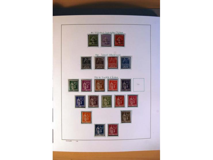1900/75, ungebrauchte und postfrische Sammlung mit vielen besseren Werten, dabei Mi.-Nr. 96-100, 152, 220-21,  239, 241-42, 2