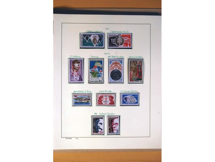 1900/75, ungebrauchte und postfrische Sammlung mit vielen besseren Werten, dabei Mi.-Nr. 96-100, 152, 220-21,  239, 241-42, 2