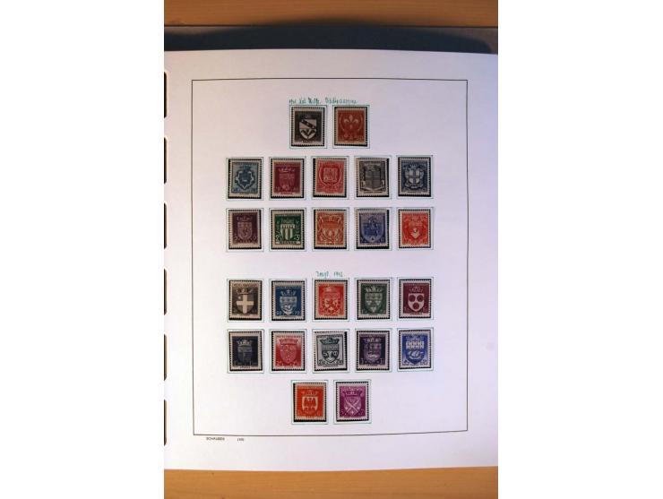 1900/75, ungebrauchte und postfrische Sammlung mit vielen besseren Werten, dabei Mi.-Nr. 96-100, 152, 220-21,  239, 241-42, 2