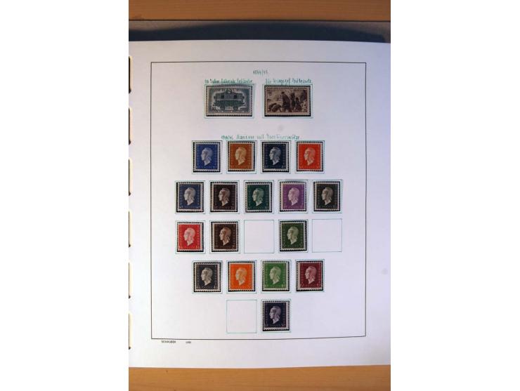 1900/75, ungebrauchte und postfrische Sammlung mit vielen besseren Werten, dabei Mi.-Nr. 96-100, 152, 220-21,  239, 241-42, 2