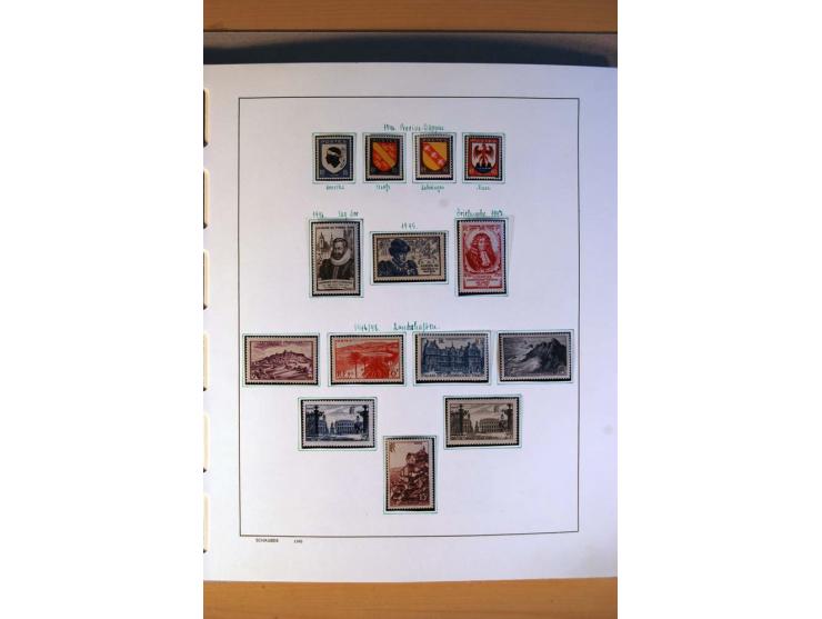 1900/75, ungebrauchte und postfrische Sammlung mit vielen besseren Werten, dabei Mi.-Nr. 96-100, 152, 220-21,  239, 241-42, 2