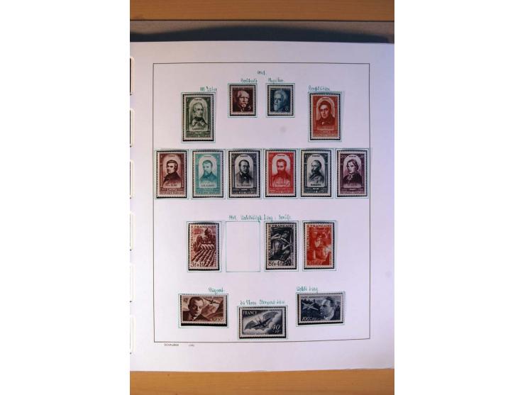 1900/75, ungebrauchte und postfrische Sammlung mit vielen besseren Werten, dabei Mi.-Nr. 96-100, 152, 220-21,  239, 241-42, 2