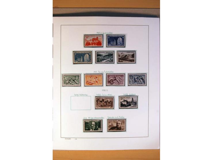 1900/75, ungebrauchte und postfrische Sammlung mit vielen besseren Werten, dabei Mi.-Nr. 96-100, 152, 220-21,  239, 241-42, 2