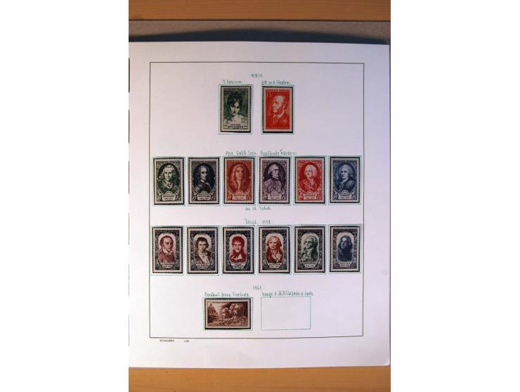 1900/75, ungebrauchte und postfrische Sammlung mit vielen besseren Werten, dabei Mi.-Nr. 96-100, 152, 220-21,  239, 241-42, 2