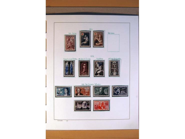 1900/75, ungebrauchte und postfrische Sammlung mit vielen besseren Werten, dabei Mi.-Nr. 96-100, 152, 220-21,  239, 241-42, 2