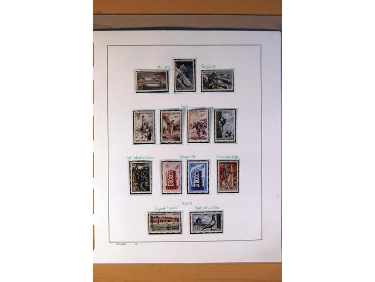 1900/75, ungebrauchte und postfrische Sammlung mit vielen besseren Werten, dabei Mi.-Nr. 96-100, 152, 220-21,  239, 241-42, 2