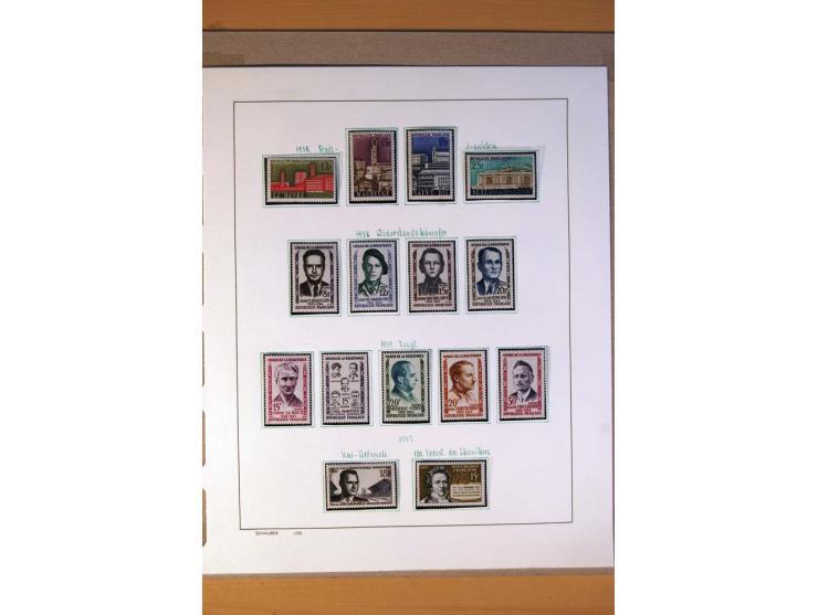1900/75, ungebrauchte und postfrische Sammlung mit vielen besseren Werten, dabei Mi.-Nr. 96-100, 152, 220-21,  239, 241-42, 2