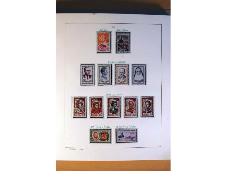 1900/75, ungebrauchte und postfrische Sammlung mit vielen besseren Werten, dabei Mi.-Nr. 96-100, 152, 220-21,  239, 241-42, 2