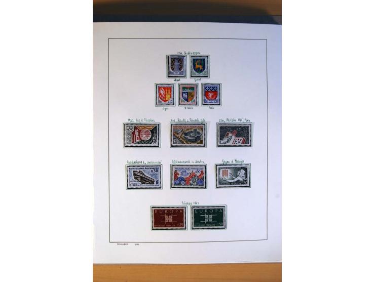 1900/75, ungebrauchte und postfrische Sammlung mit vielen besseren Werten, dabei Mi.-Nr. 96-100, 152, 220-21,  239, 241-42, 2