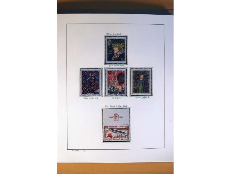 1900/75, ungebrauchte und postfrische Sammlung mit vielen besseren Werten, dabei Mi.-Nr. 96-100, 152, 220-21,  239, 241-42, 2