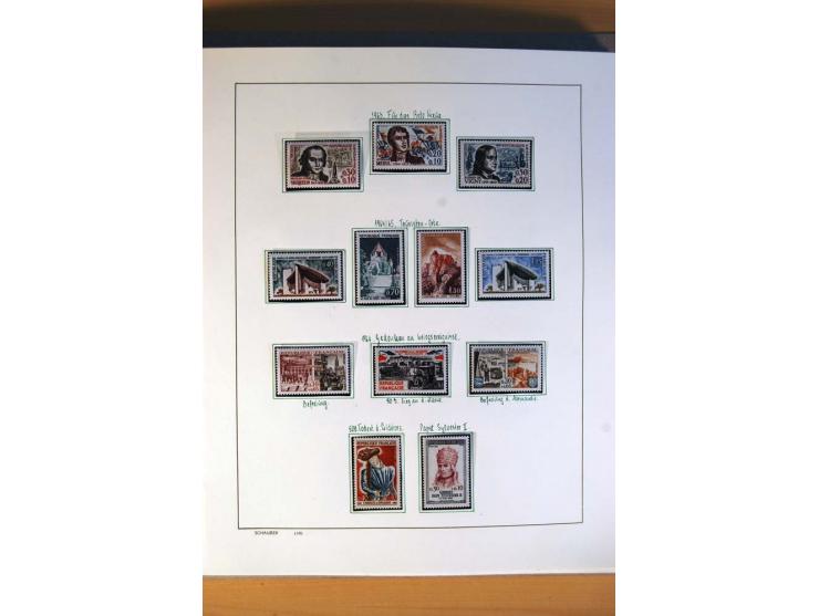 1900/75, ungebrauchte und postfrische Sammlung mit vielen besseren Werten, dabei Mi.-Nr. 96-100, 152, 220-21,  239, 241-42, 2