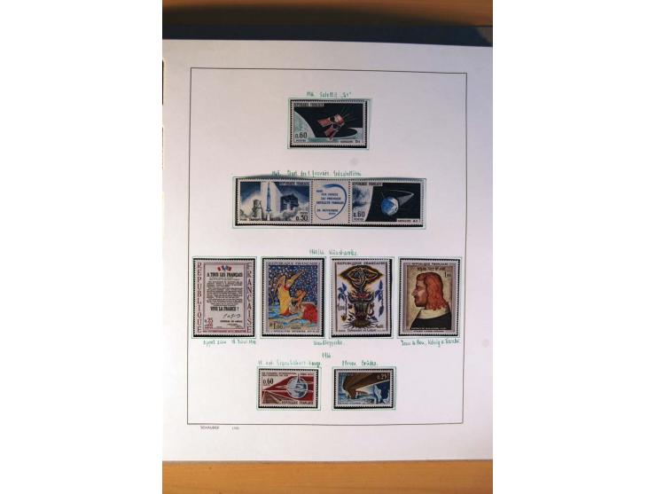 1900/75, ungebrauchte und postfrische Sammlung mit vielen besseren Werten, dabei Mi.-Nr. 96-100, 152, 220-21,  239, 241-42, 2