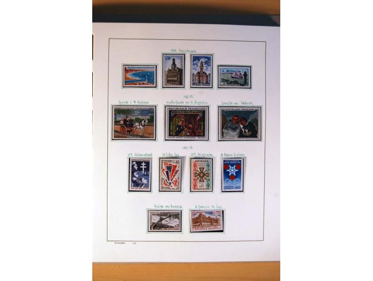 1900/75, ungebrauchte und postfrische Sammlung mit vielen besseren Werten, dabei Mi.-Nr. 96-100, 152, 220-21,  239, 241-42, 2