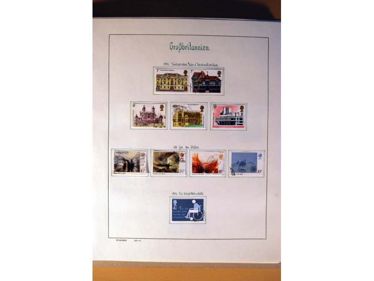1840/1974, sehr schöne gestempelte Sammlung, differenziert nach Farben, Zähnungen und Platten, dabei viele bessere Werte z.B.