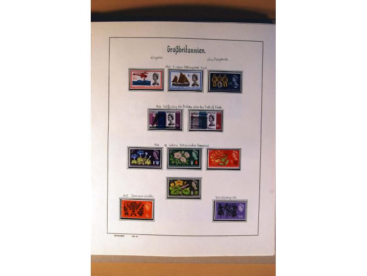 1840/1974, sehr schöne gestempelte Sammlung, differenziert nach Farben, Zähnungen und Platten, dabei viele bessere Werte z.B.