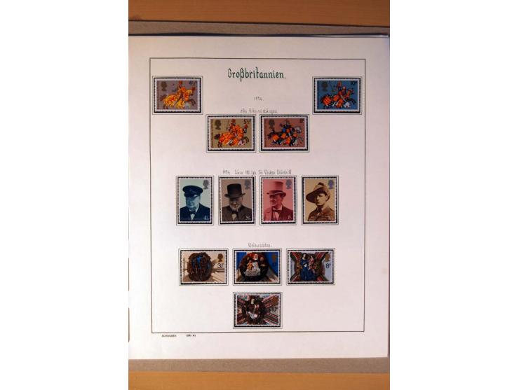 1840/1974, sehr schöne gestempelte Sammlung, differenziert nach Farben, Zähnungen und Platten, dabei viele bessere Werte z.B.