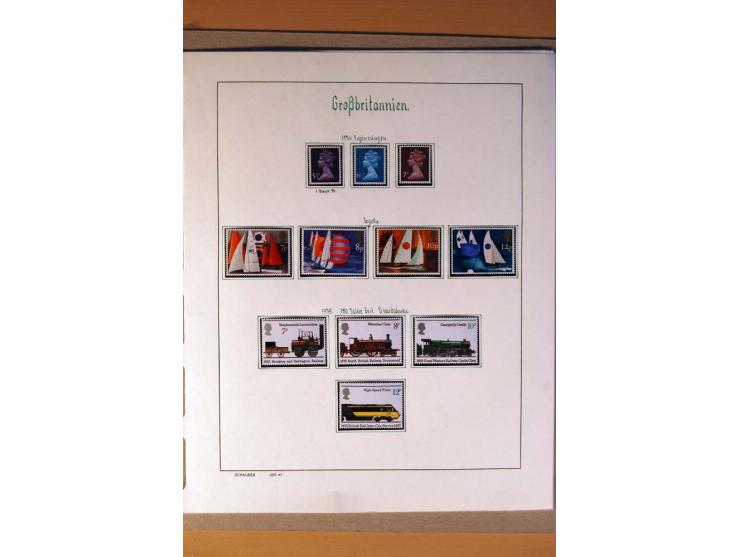 1840/1974, sehr schöne gestempelte Sammlung, differenziert nach Farben, Zähnungen und Platten, dabei viele bessere Werte z.B.