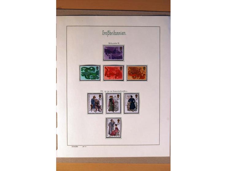 1840/1974, sehr schöne gestempelte Sammlung, differenziert nach Farben, Zähnungen und Platten, dabei viele bessere Werte z.B.